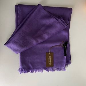 Gucci scarf